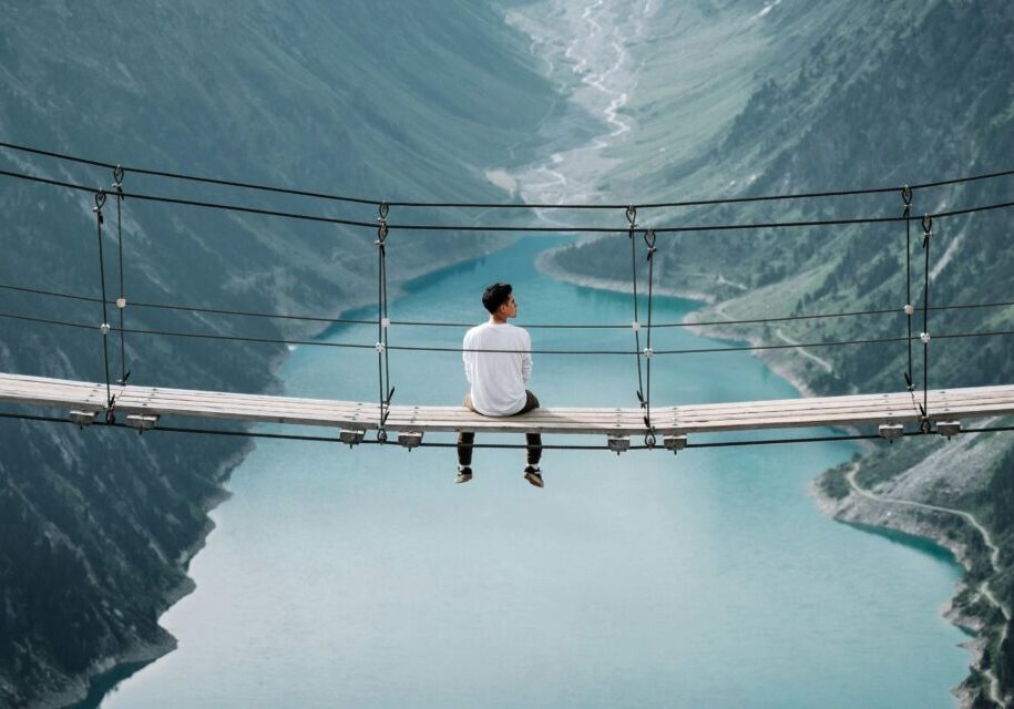 alex-azabache-BReigPd7XnQ-unsplash